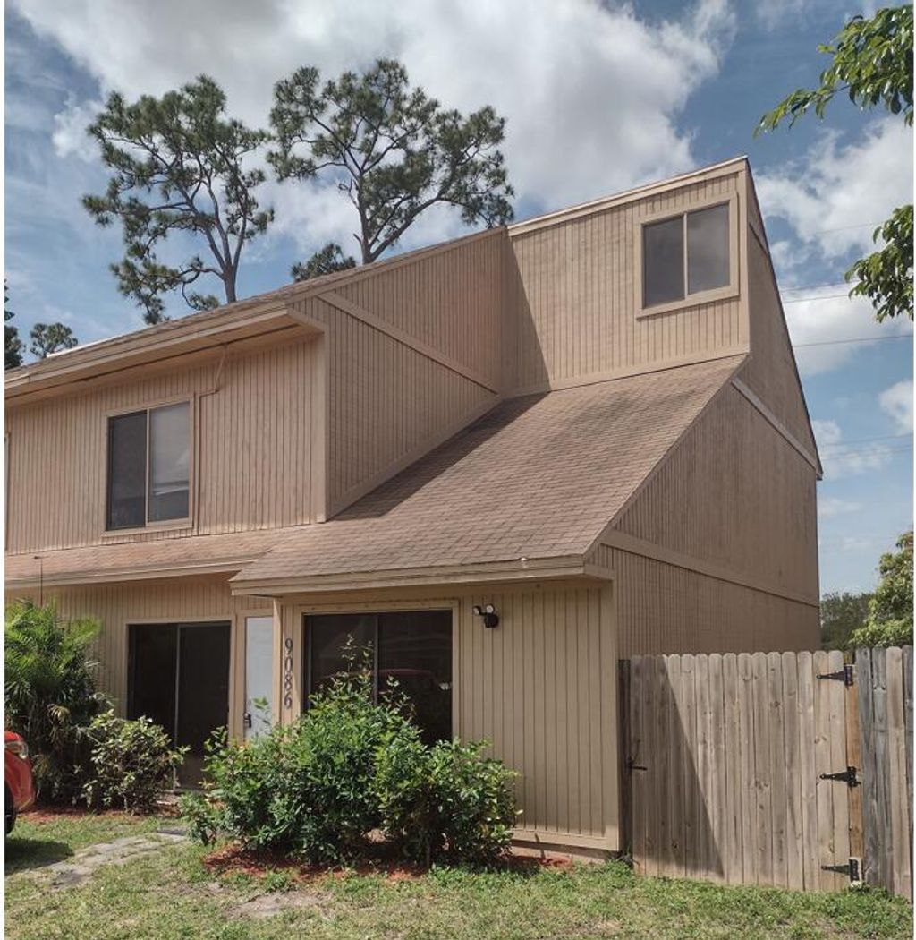 Photo of 9086 Green Meadows Way, Palm Beach Gardens, FL 33418 (MLS # R10799590)