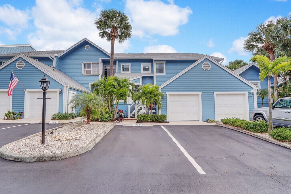 Photo of 223 Ocean Dunes Circle, Jupiter, FL 33477 (MLS # R10964352)