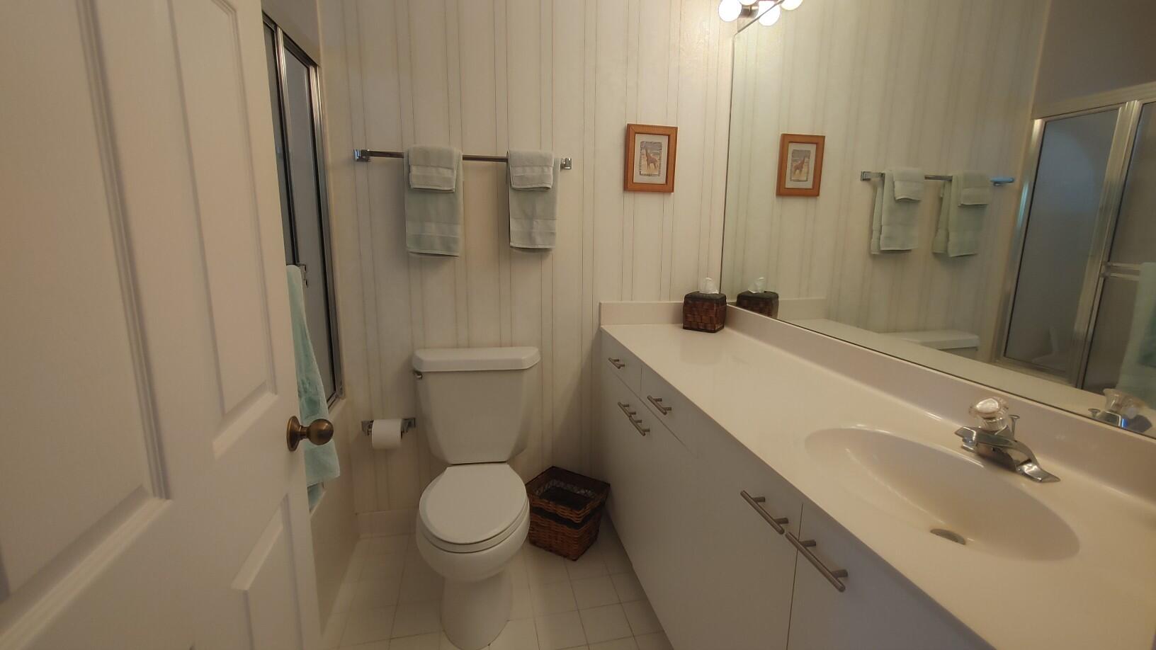 RIVERWIND AT JONATHANS LANDING - Residential Lease