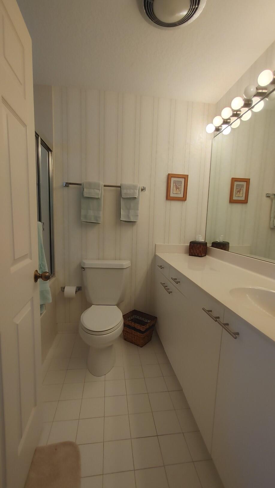 RIVERWIND AT JONATHANS LANDING - Residential Lease