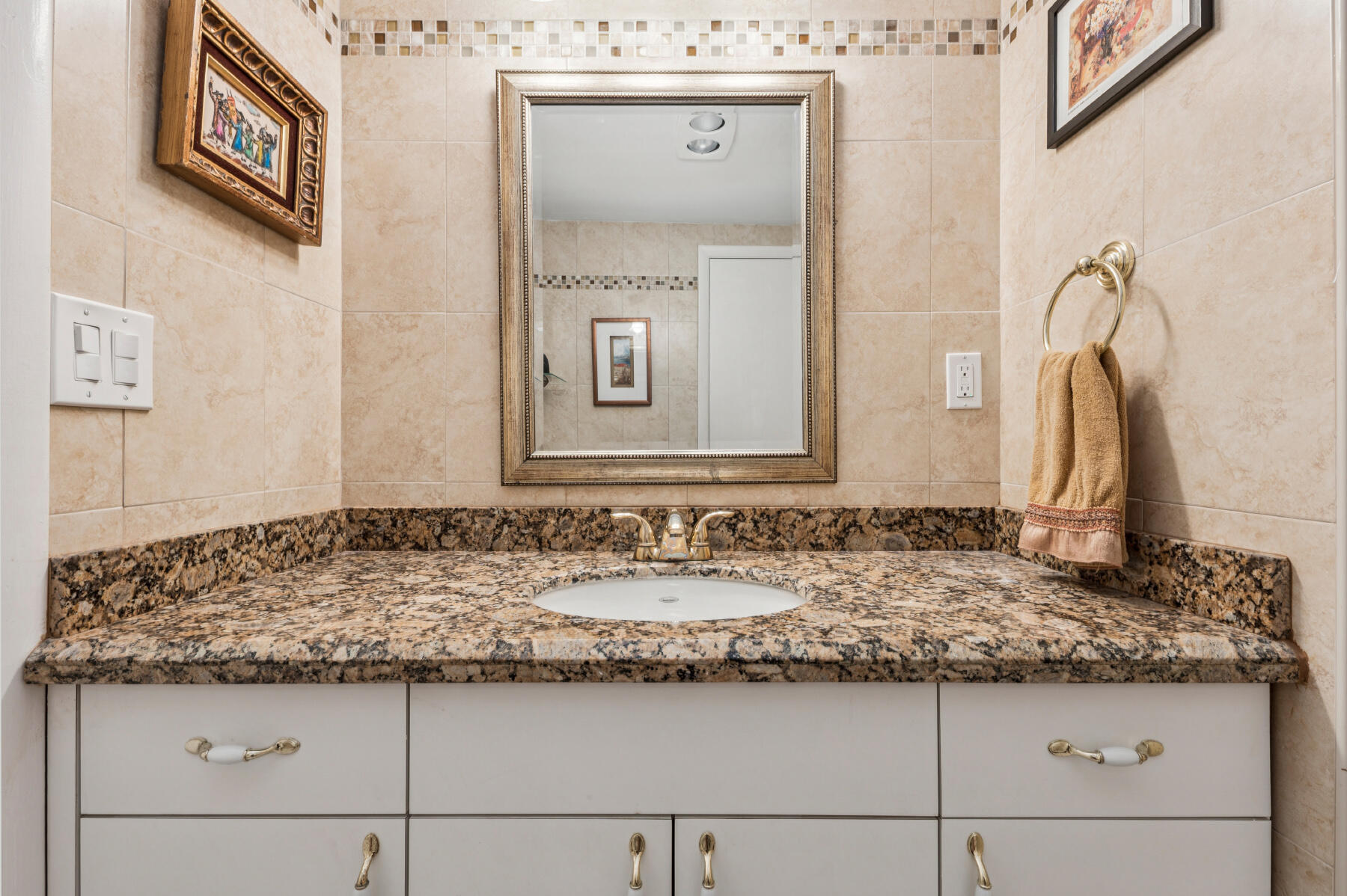 BARRTON APTS INC CONDO - Residential