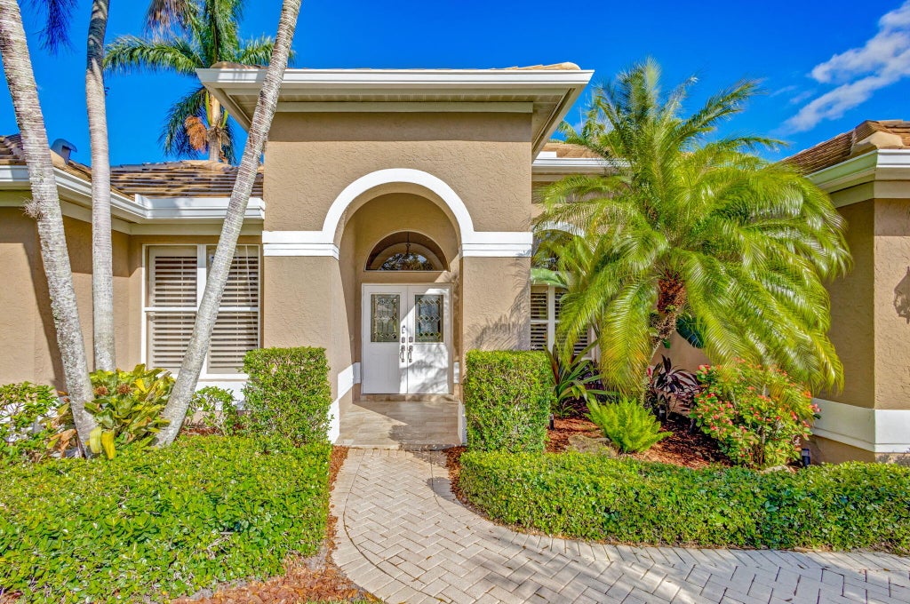 Photo of 1935 SW Whitemarsh Way, Palm City, FL 34990 (MLS # R11042903)