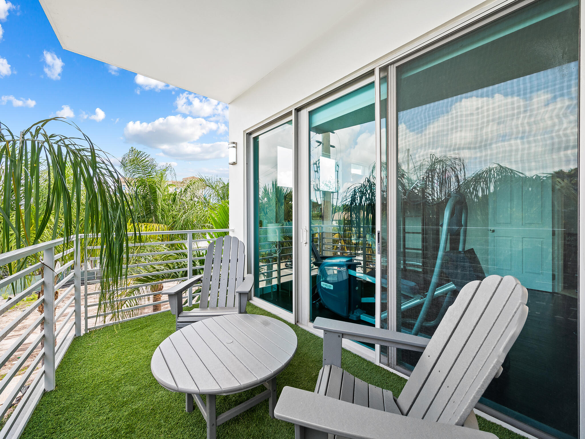 CLUB AT HENDRICKS - Residential Lease