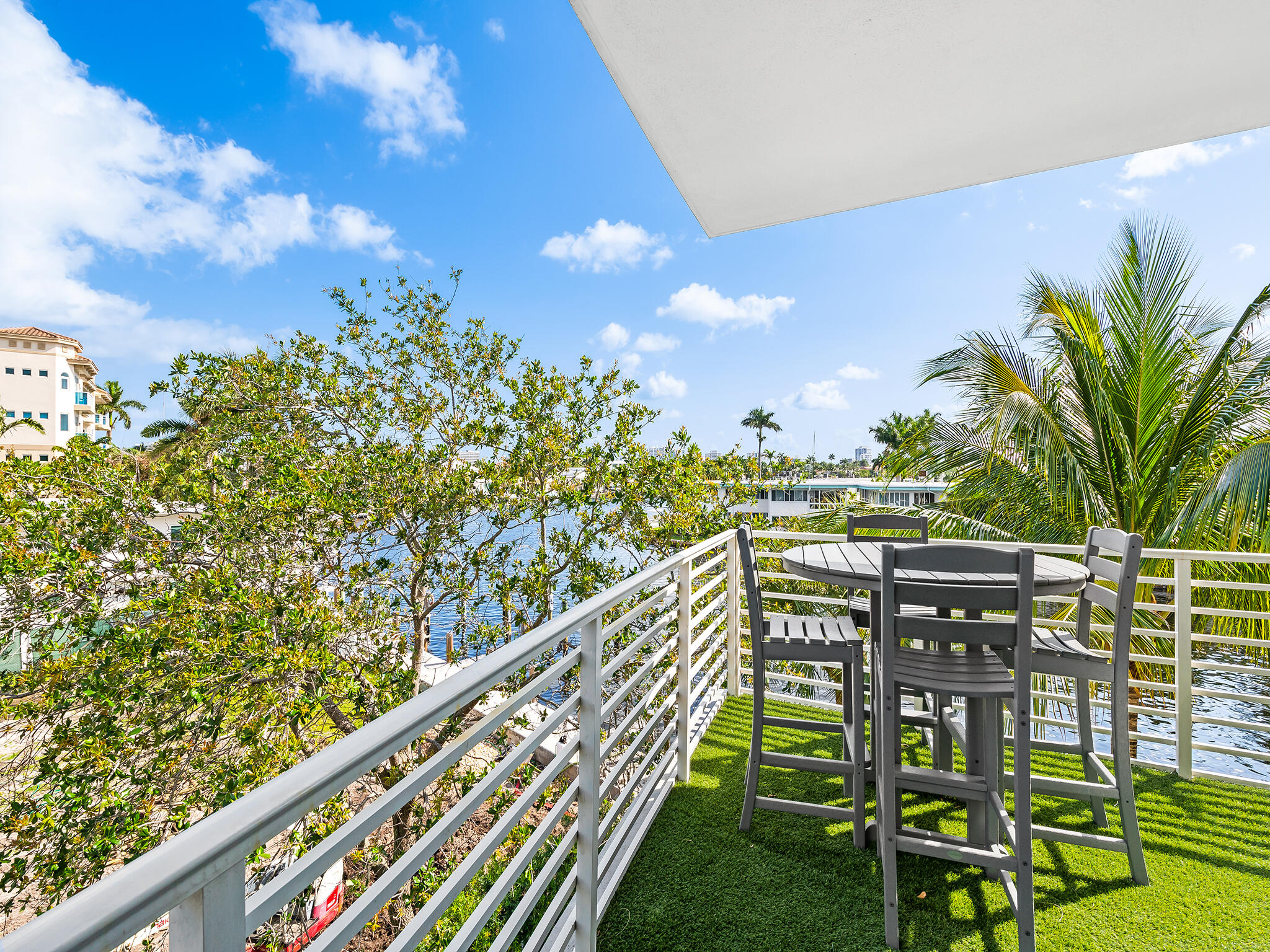 CLUB AT HENDRICKS - Residential Lease