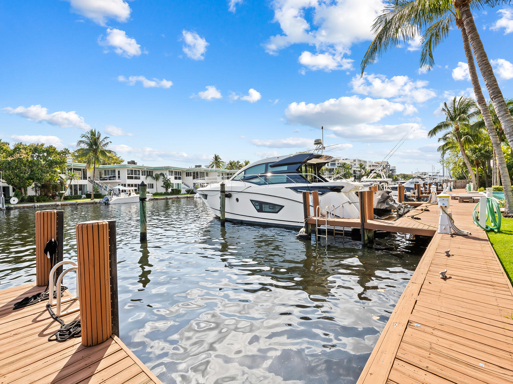 CLUB AT HENDRICKS - Residential Lease