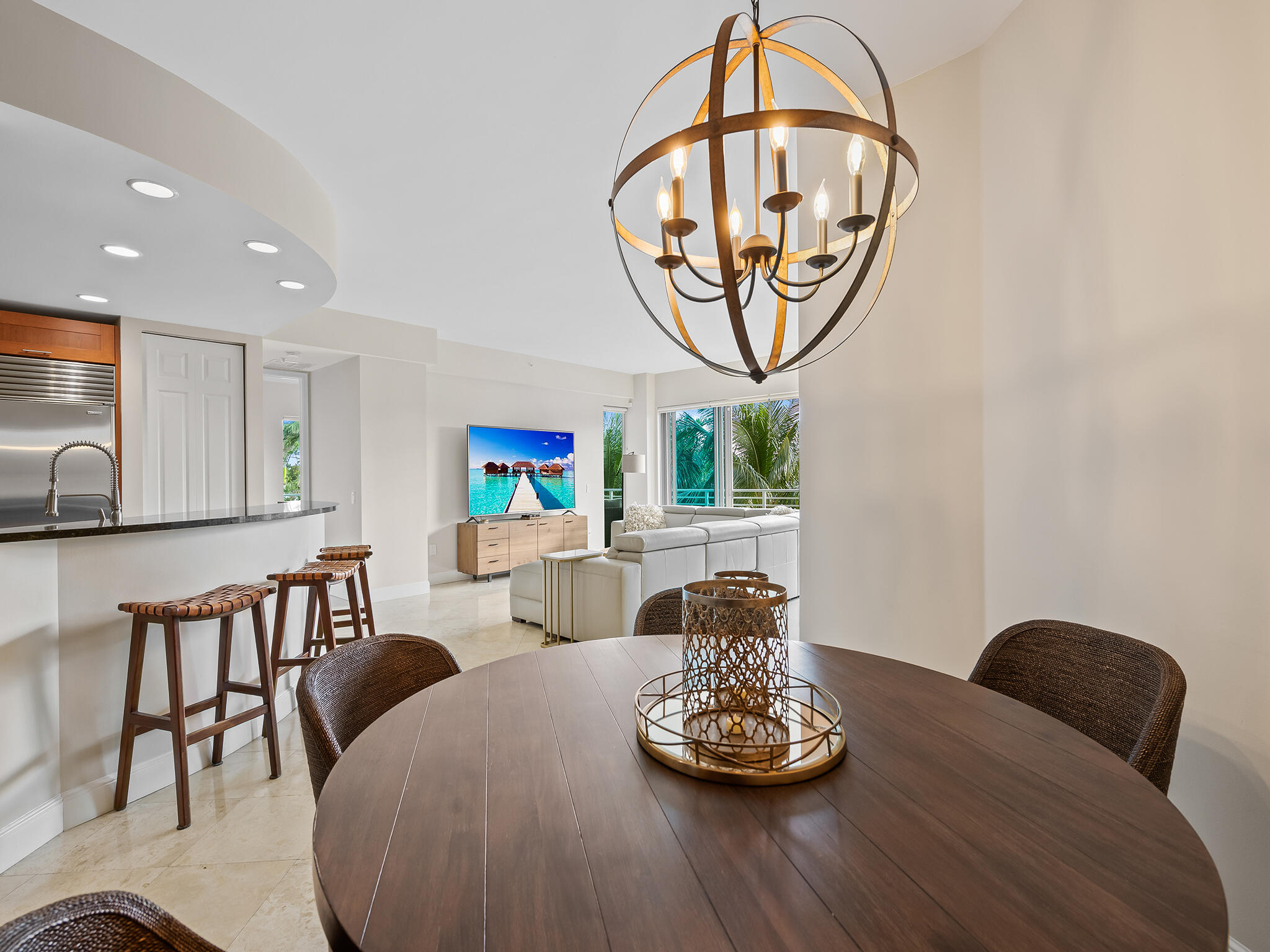 CLUB AT HENDRICKS - Residential Lease