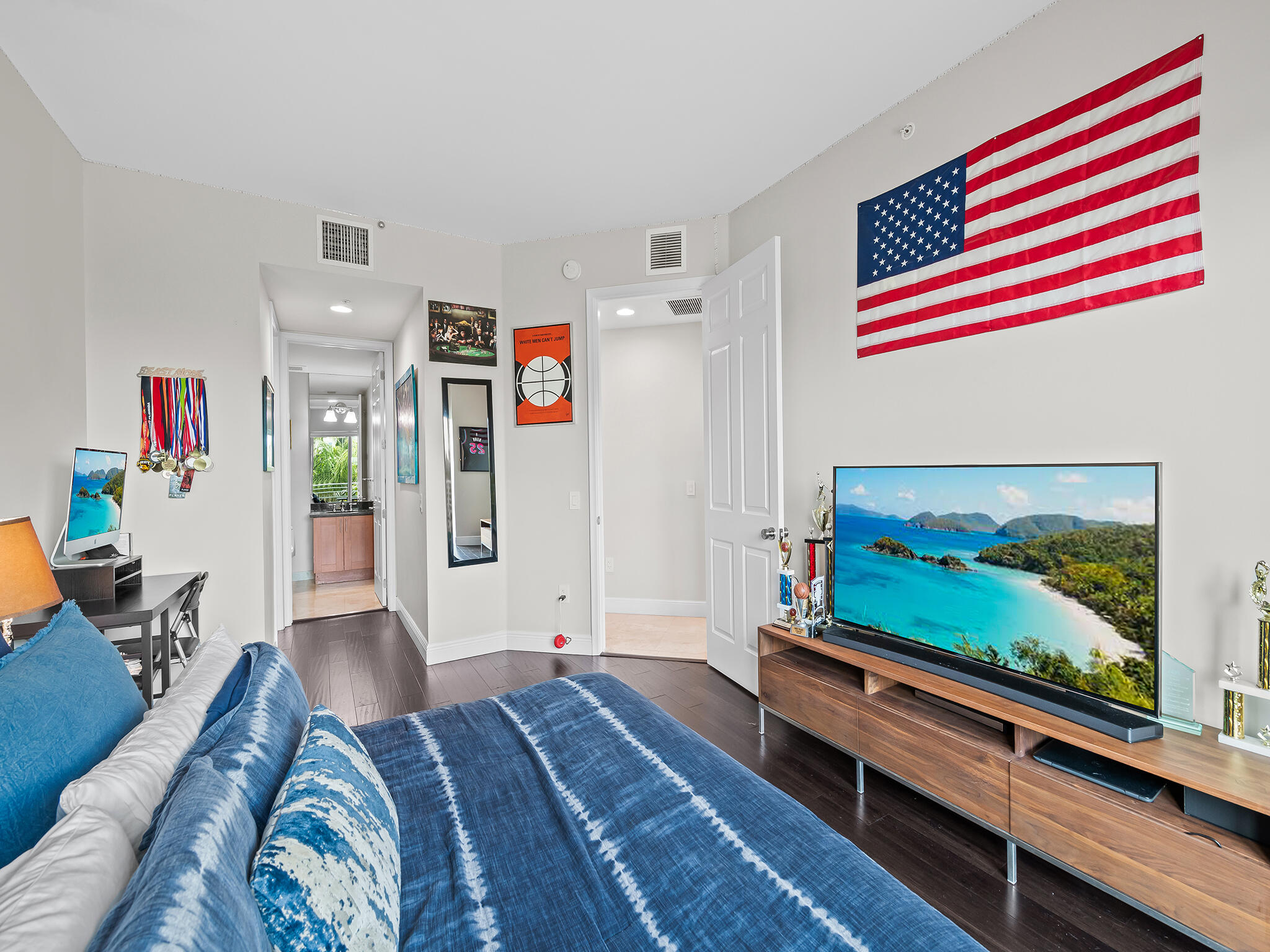 CLUB AT HENDRICKS - Residential Lease