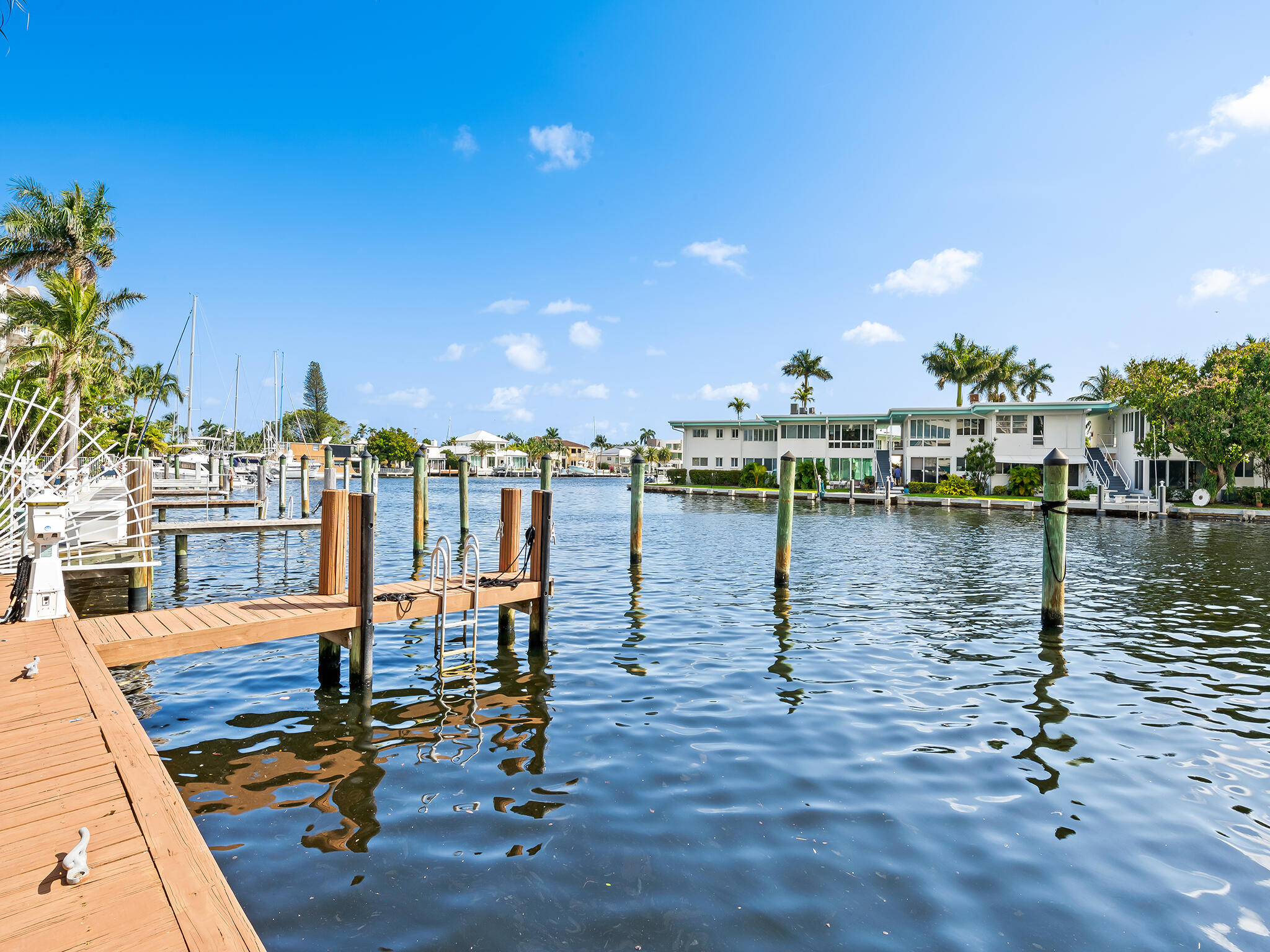 CLUB AT HENDRICKS - Residential Lease