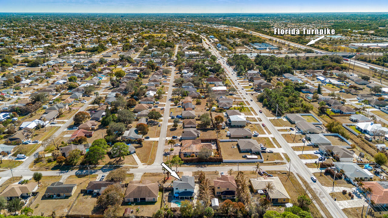 PORT ST LUCIE SECTION 27 - Residential