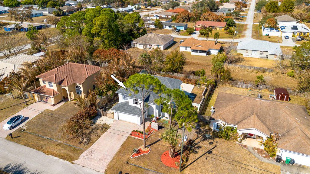 Photo of 677 NW Marion Avenue, Port Saint Lucie, FL 34983 (MLS # R11162890)