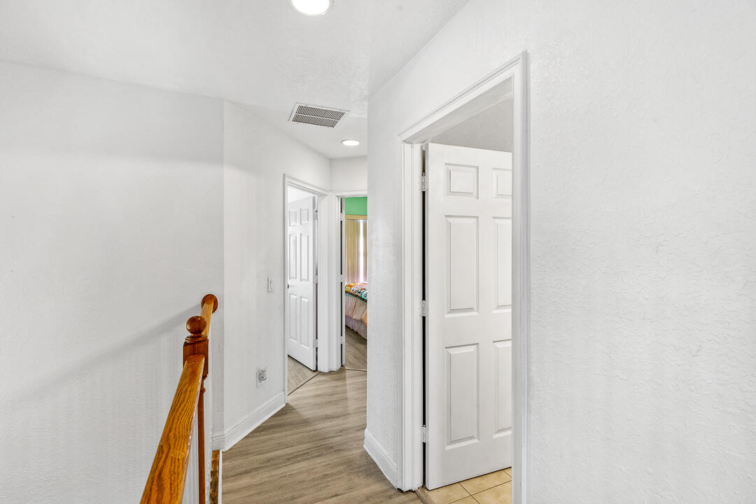 PORT ST LUCIE SECTION 27 - Residential