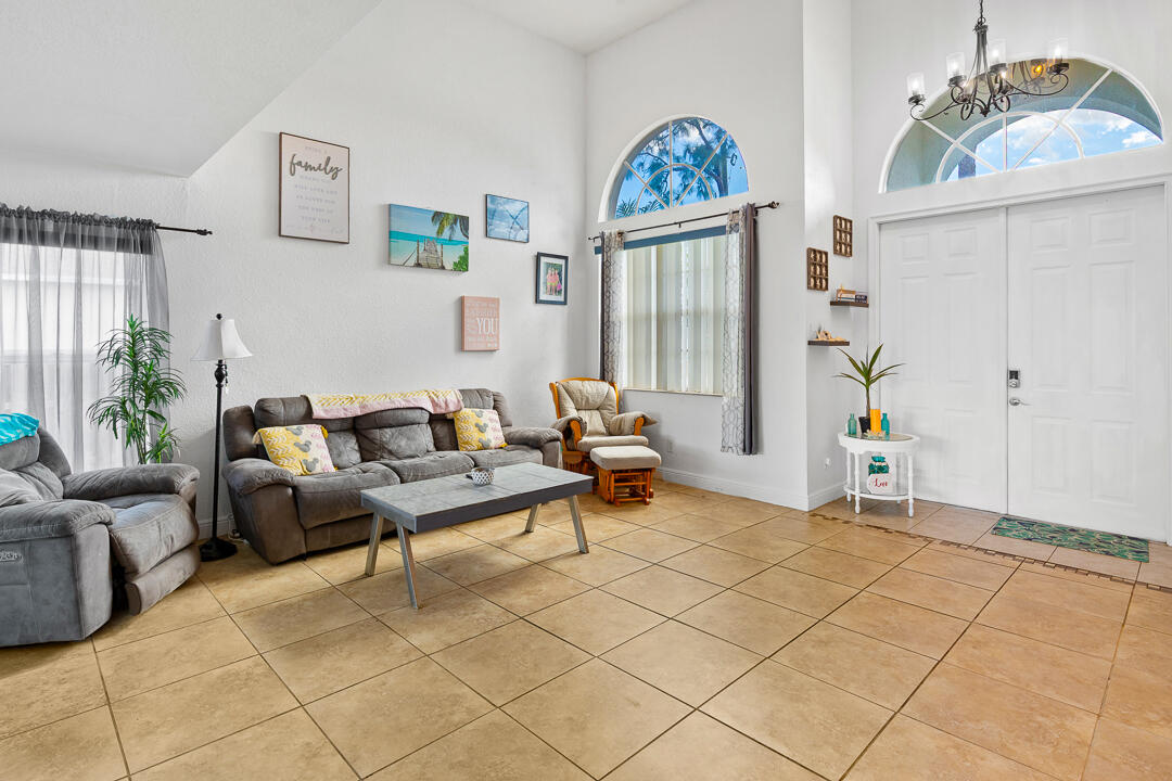 PORT ST LUCIE SECTION 27 - Residential