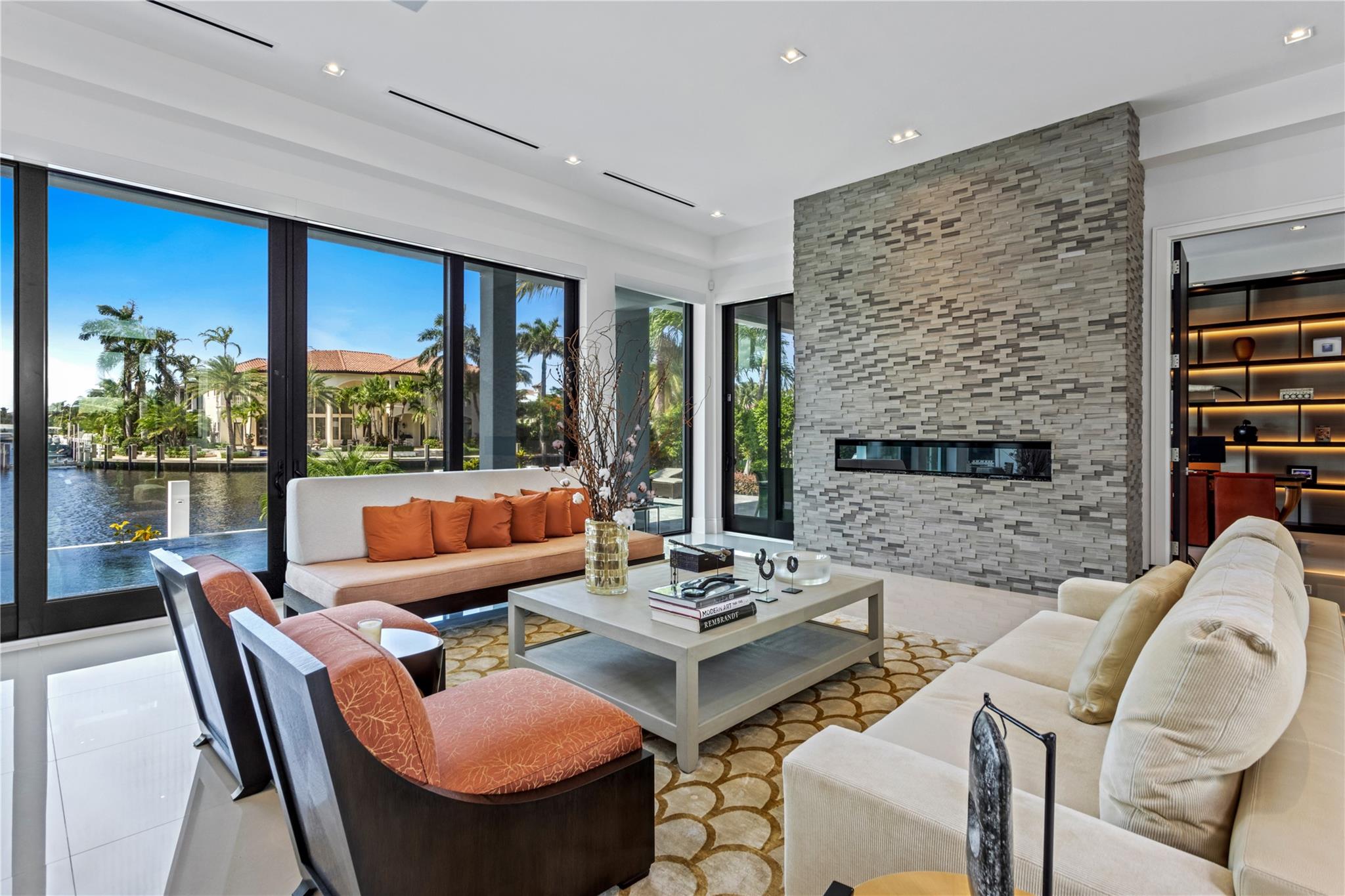 Venetian Isles 1st Sec 43 - Residential