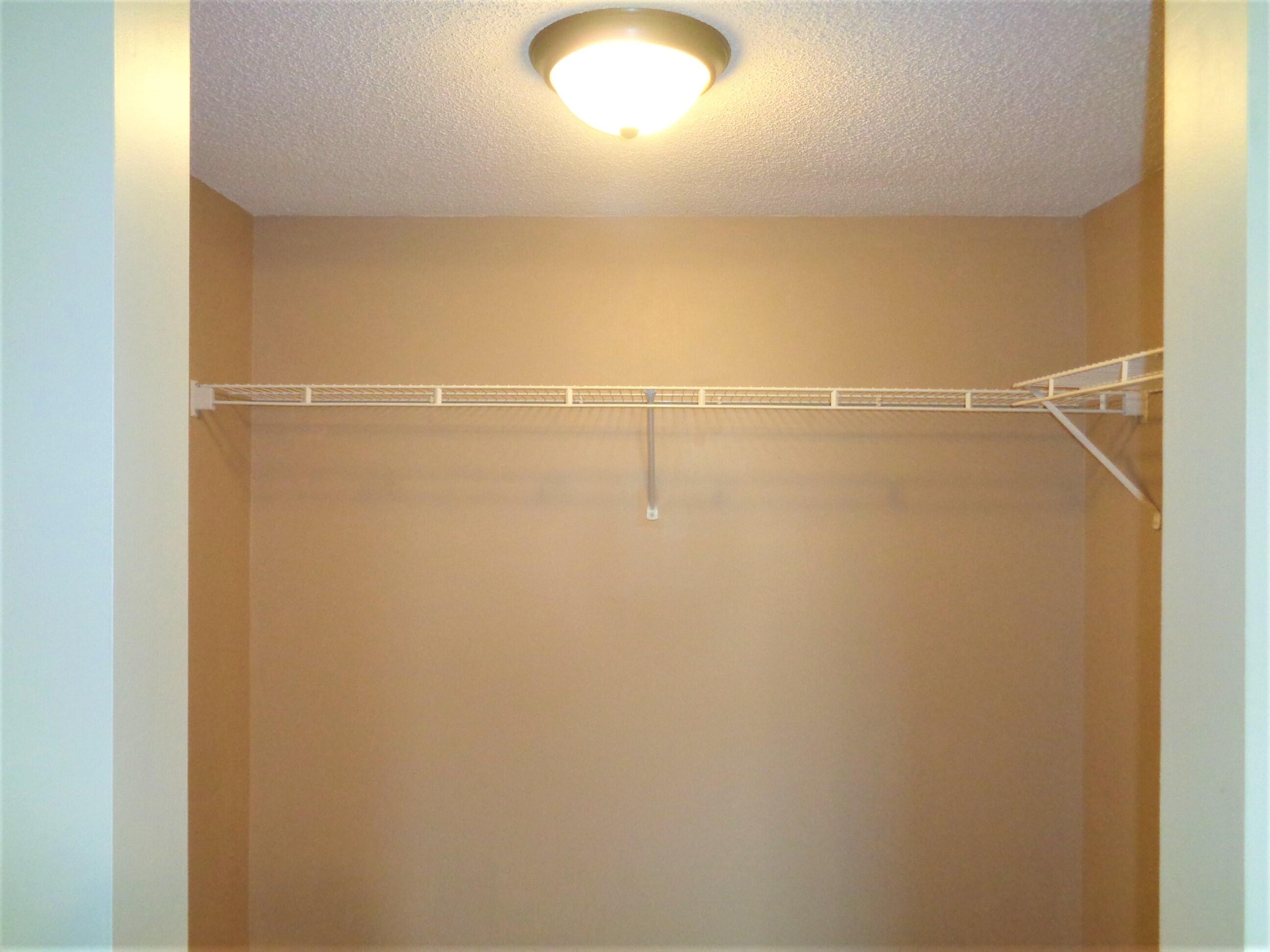 LAGUNA OF VERO BEACH - Residential