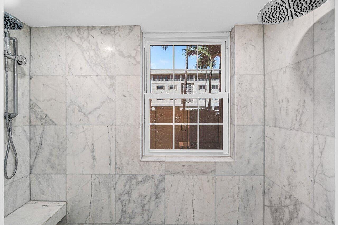 VILLA DEL SUR APTS - Residential Lease