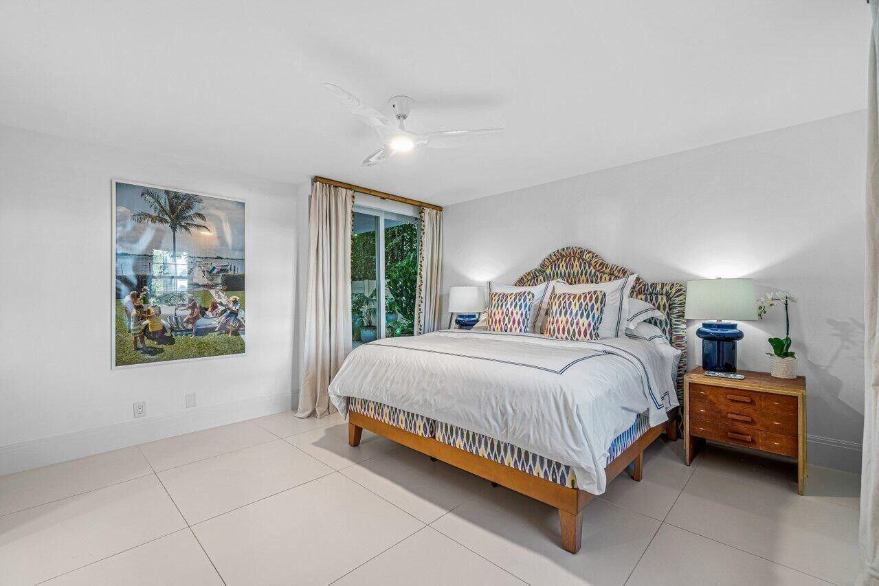 VILLA DEL SUR APTS - Residential Lease