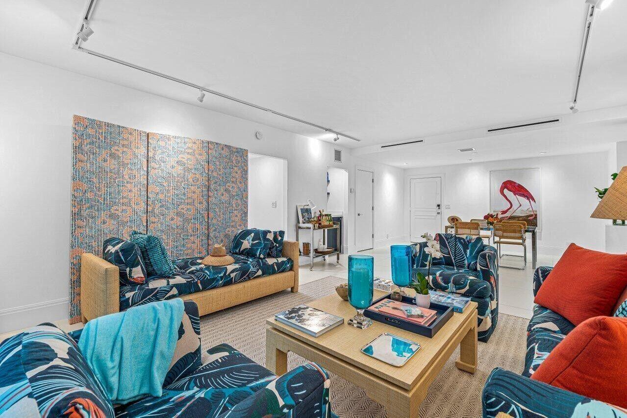 VILLA DEL SUR APTS - Residential Lease