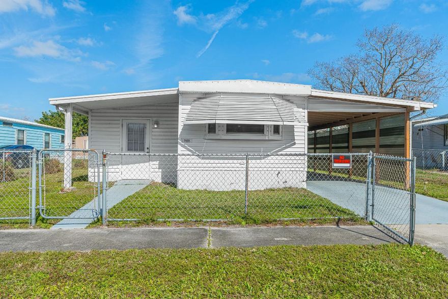 Let's Make a Deal. Wow Factor! Experience Modern Living in This Beautifully Remodeled/ Completely Updated Stunning 3-Bedroom, 2-Bathroom Home. Short Distance to the Beaches. Offers a Seamless Blend of Contemporary Upgrades and Comfortable Living. It Offers the Perfect Combination of Style, Comfort, and Convenience. Don't Miss Out on This Incredible Opportunity—Schedule Your Private Showing Today!