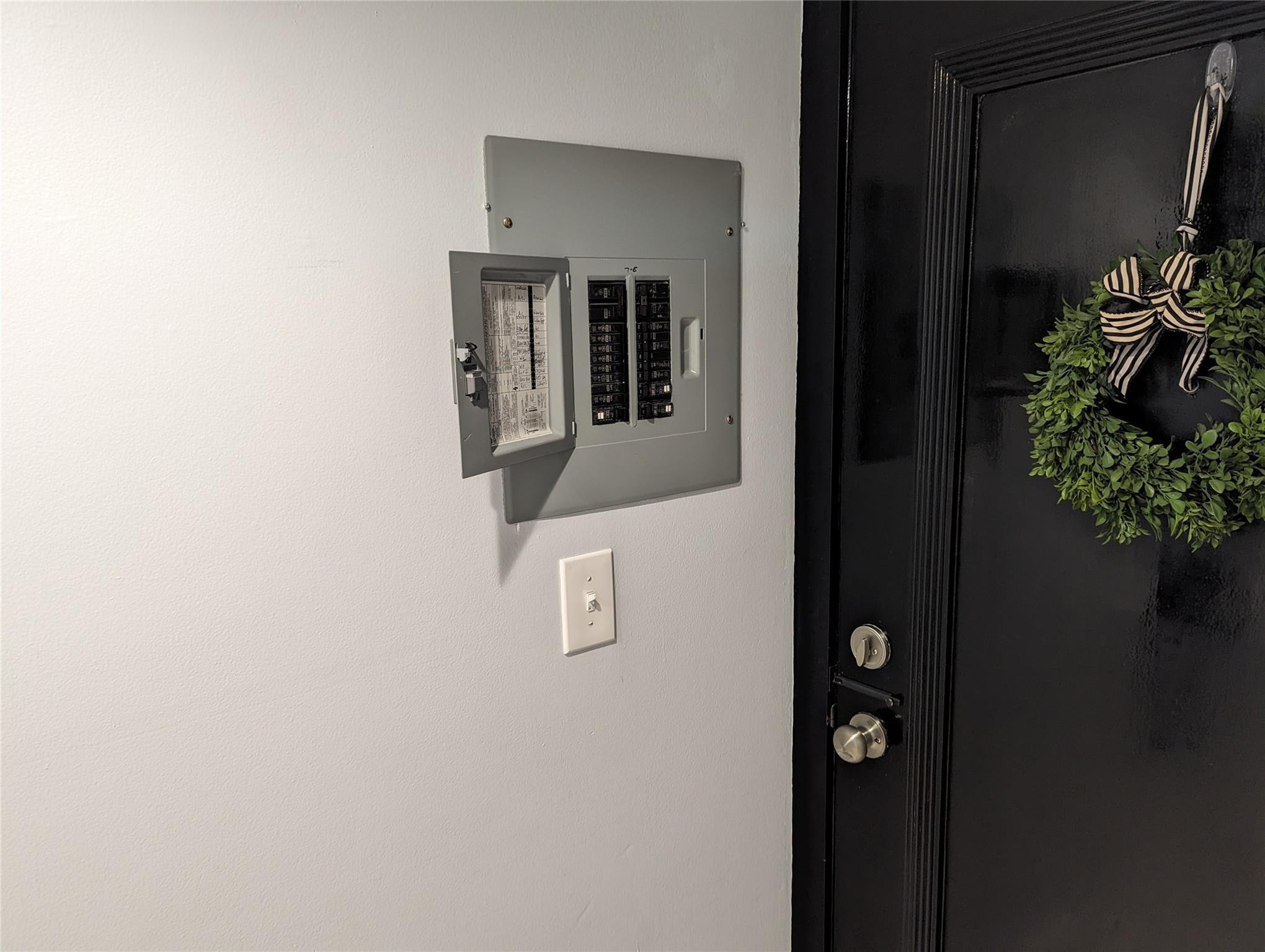 DRAKE TOWER CONDO - Residential