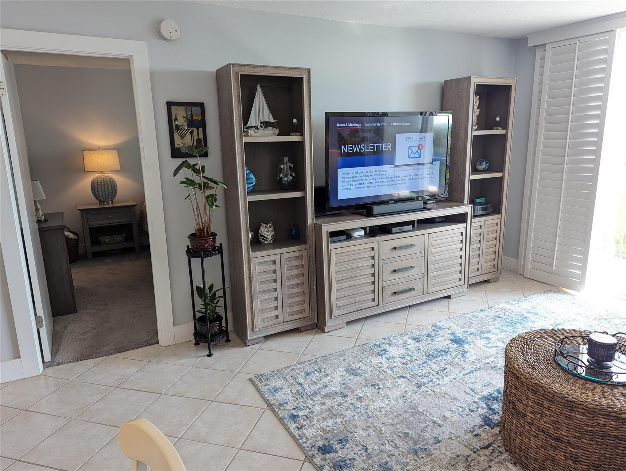 DRAKE TOWER CONDO - Residential