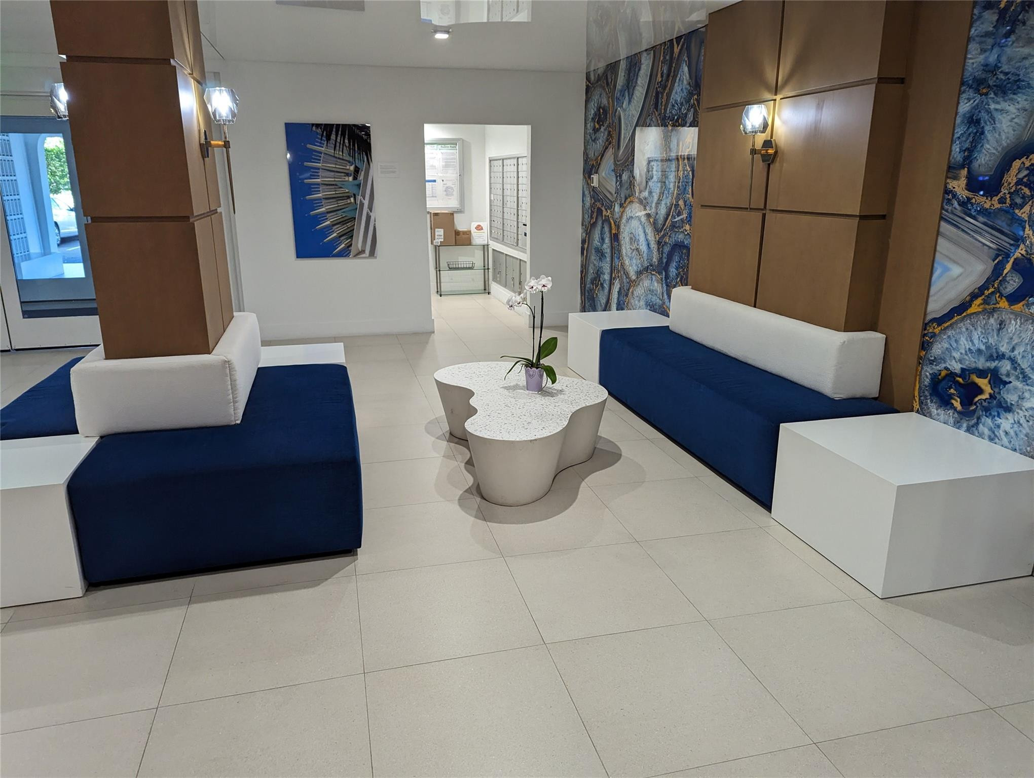 DRAKE TOWER CONDO - Residential