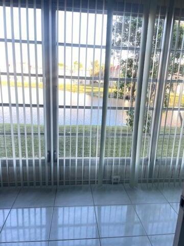 SUNRISE LAKES 7 CONDO - Residential