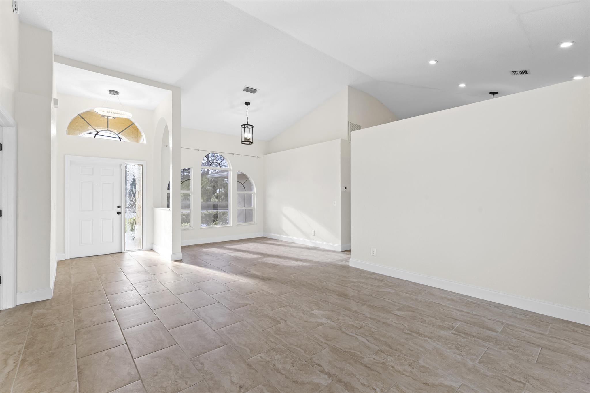 PORT ST LUCIE SECTION 18 - Residential Lease