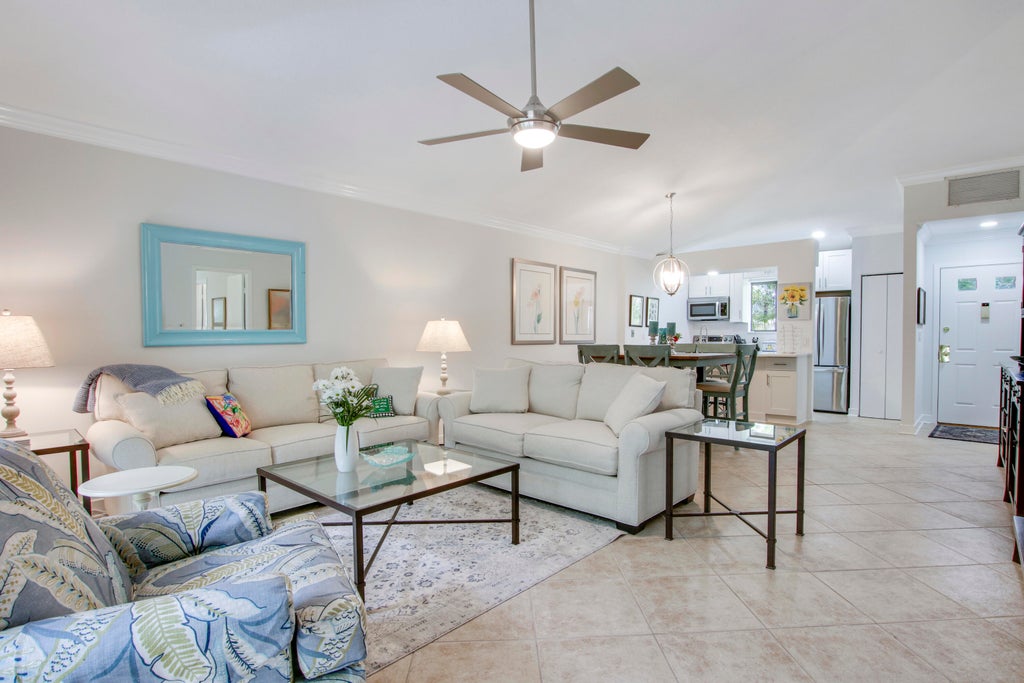 Photo of 824 Club Drive, Palm Beach Gardens, FL 33418 (MLS # B26092803)