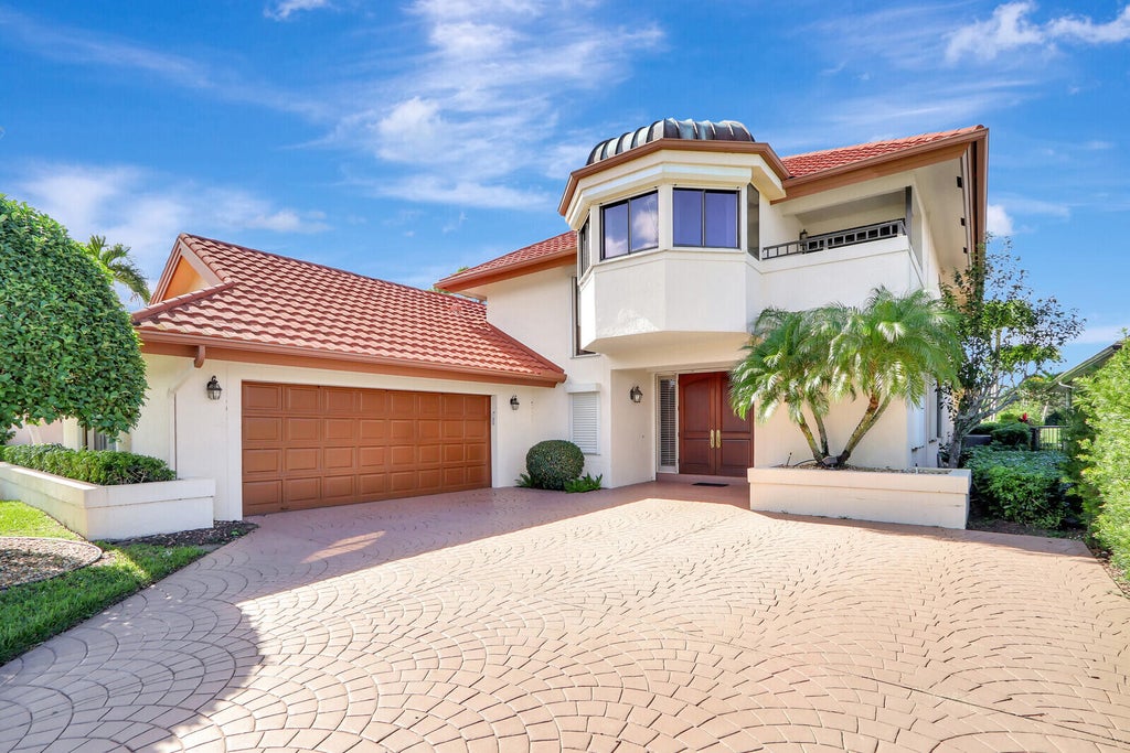 Photo of 13829 Rivoli Drive, Palm Beach Gardens, FL 33410 (MLS # R10937586)