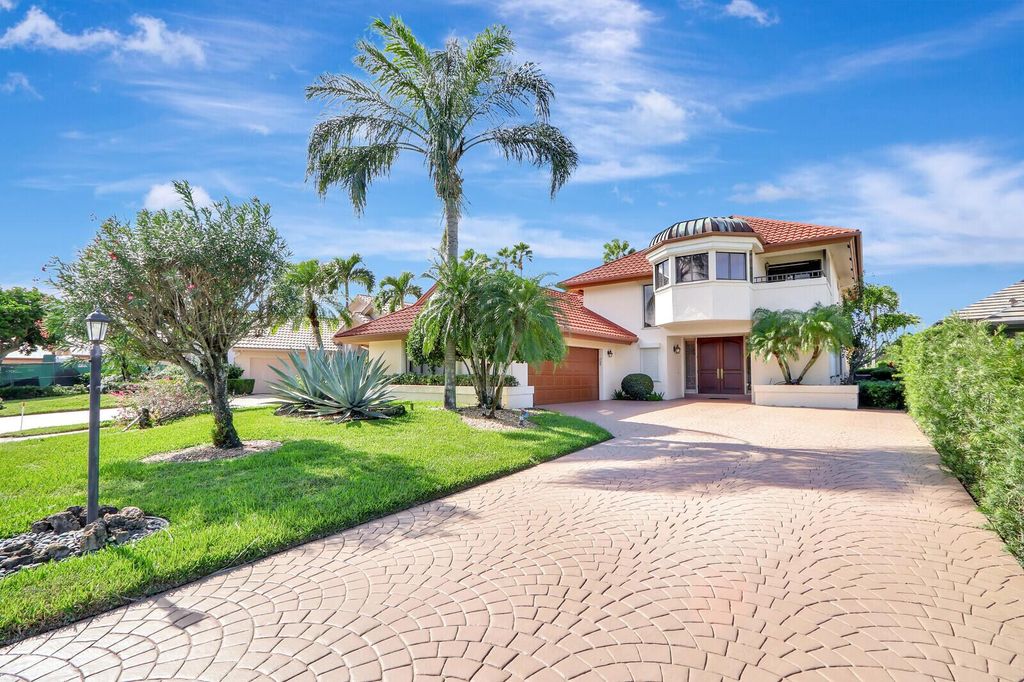 Photo of 13829 Rivoli Drive, Palm Beach Gardens, FL 33410 (MLS # R10937586)