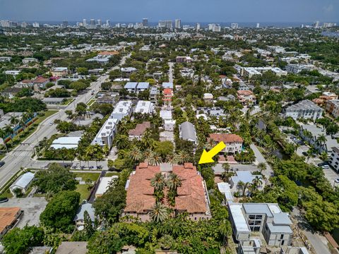 Tiny photo for 31 SE 10th Avenue, Fort Lauderdale, FL 33301 (MLS # B26046775)