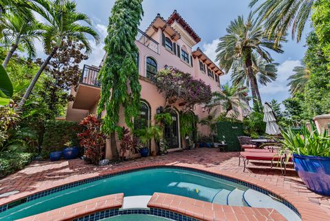 Tiny photo for 31 SE 10th Avenue, Fort Lauderdale, FL 33301 (MLS # B26046775)
