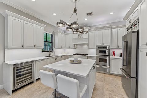 Tiny photo for 31 SE 10th Avenue, Fort Lauderdale, FL 33301 (MLS # B26046775)