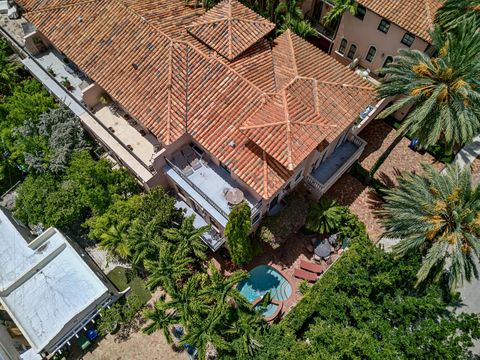Tiny photo for 31 SE 10th Avenue, Fort Lauderdale, FL 33301 (MLS # B26046775)