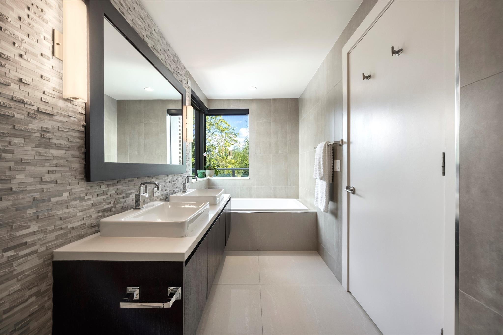 30 Thirty North Ocean - Residential