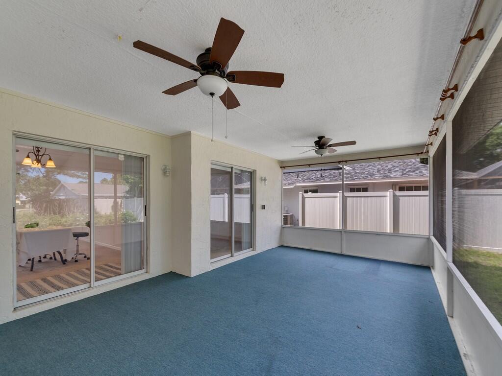 LAUREL COURT - Residential