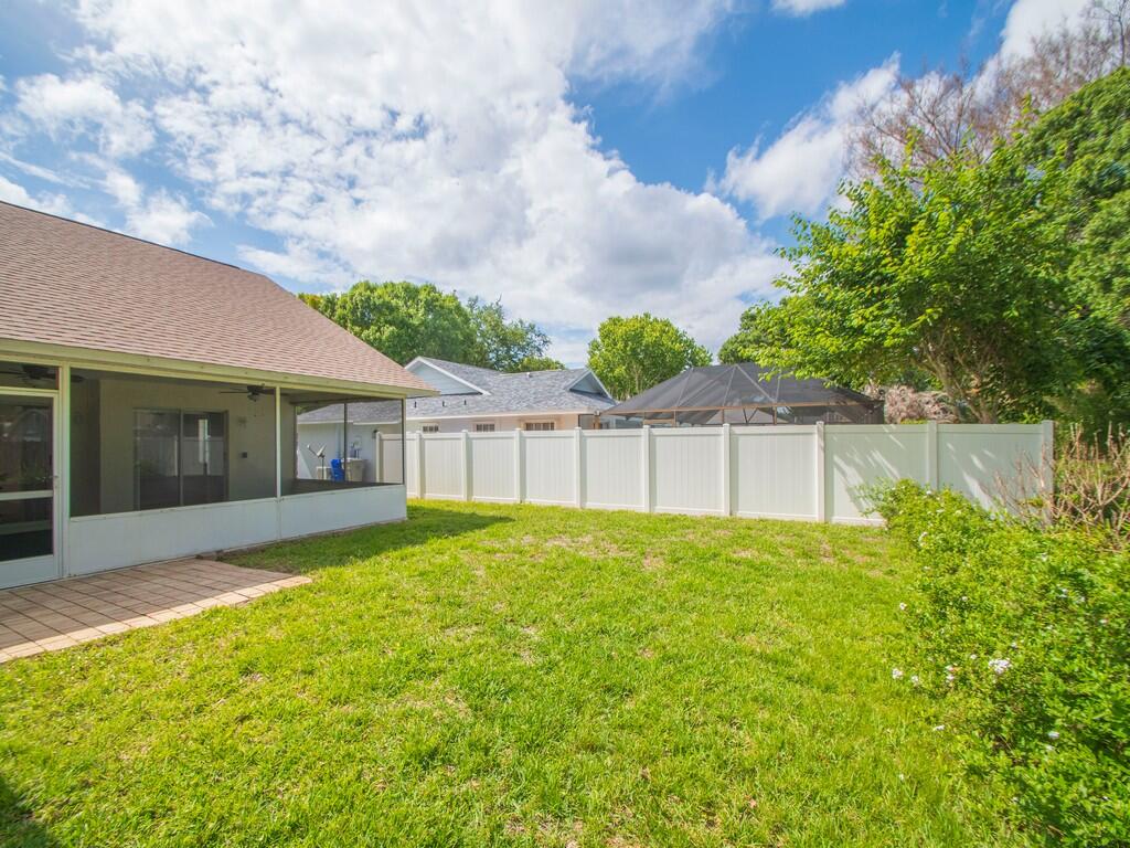 LAUREL COURT - Residential