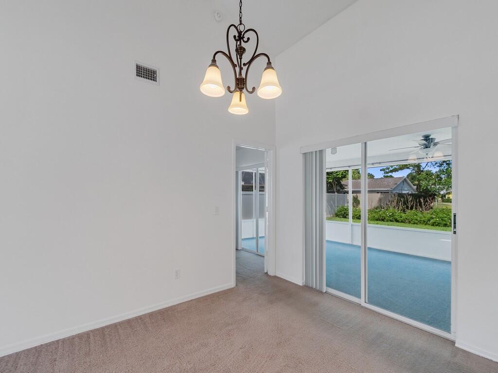 LAUREL COURT - Residential