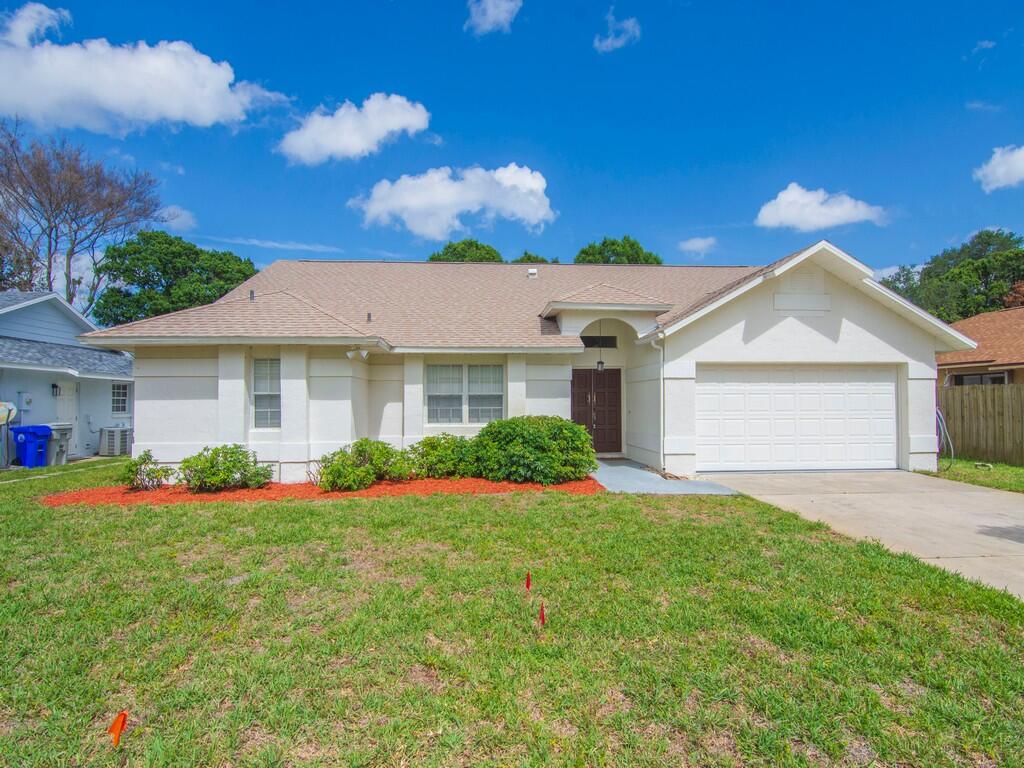 LAUREL COURT - Residential