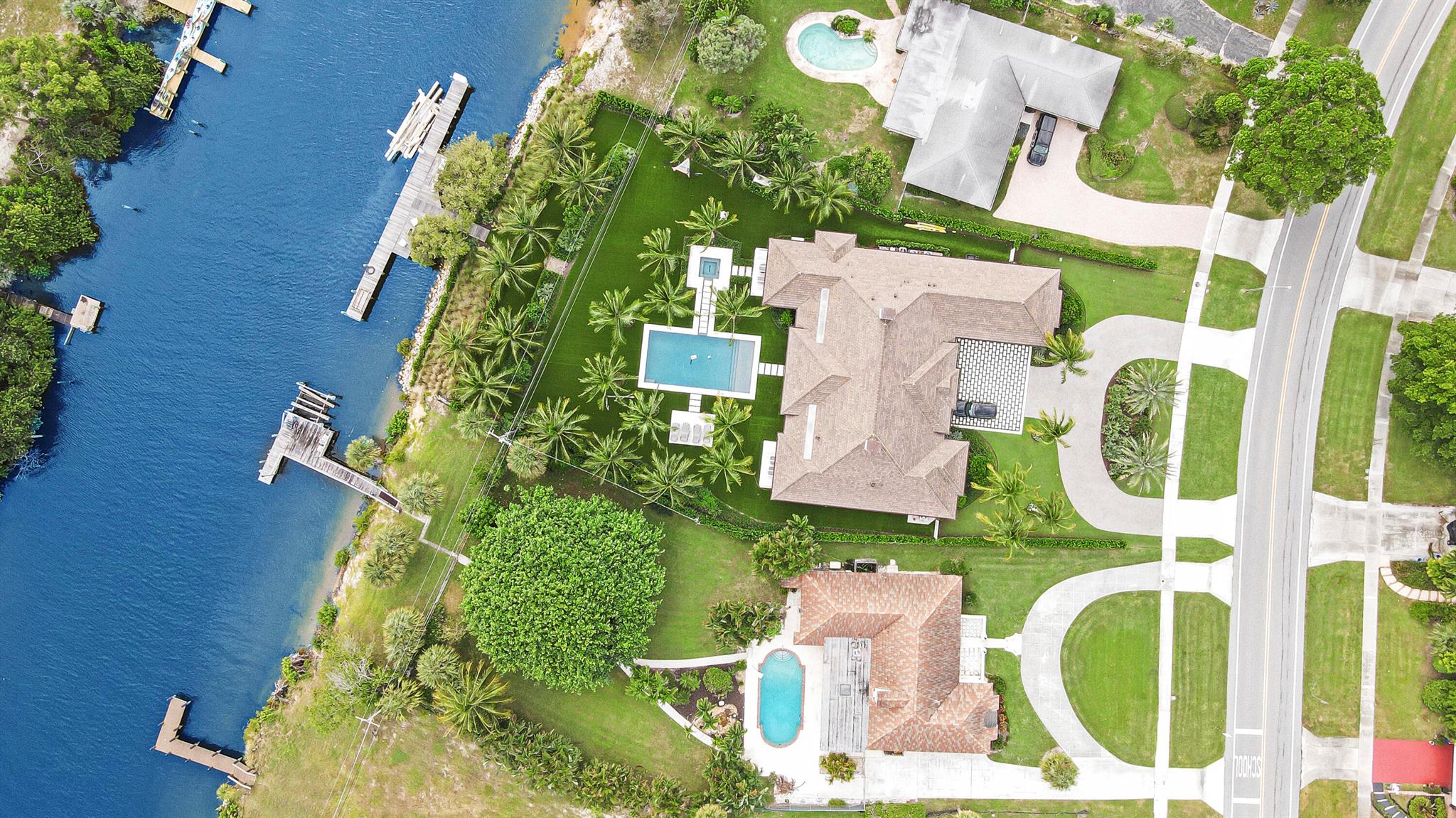 NORTH PALM BEACH VILLAGE - Residential