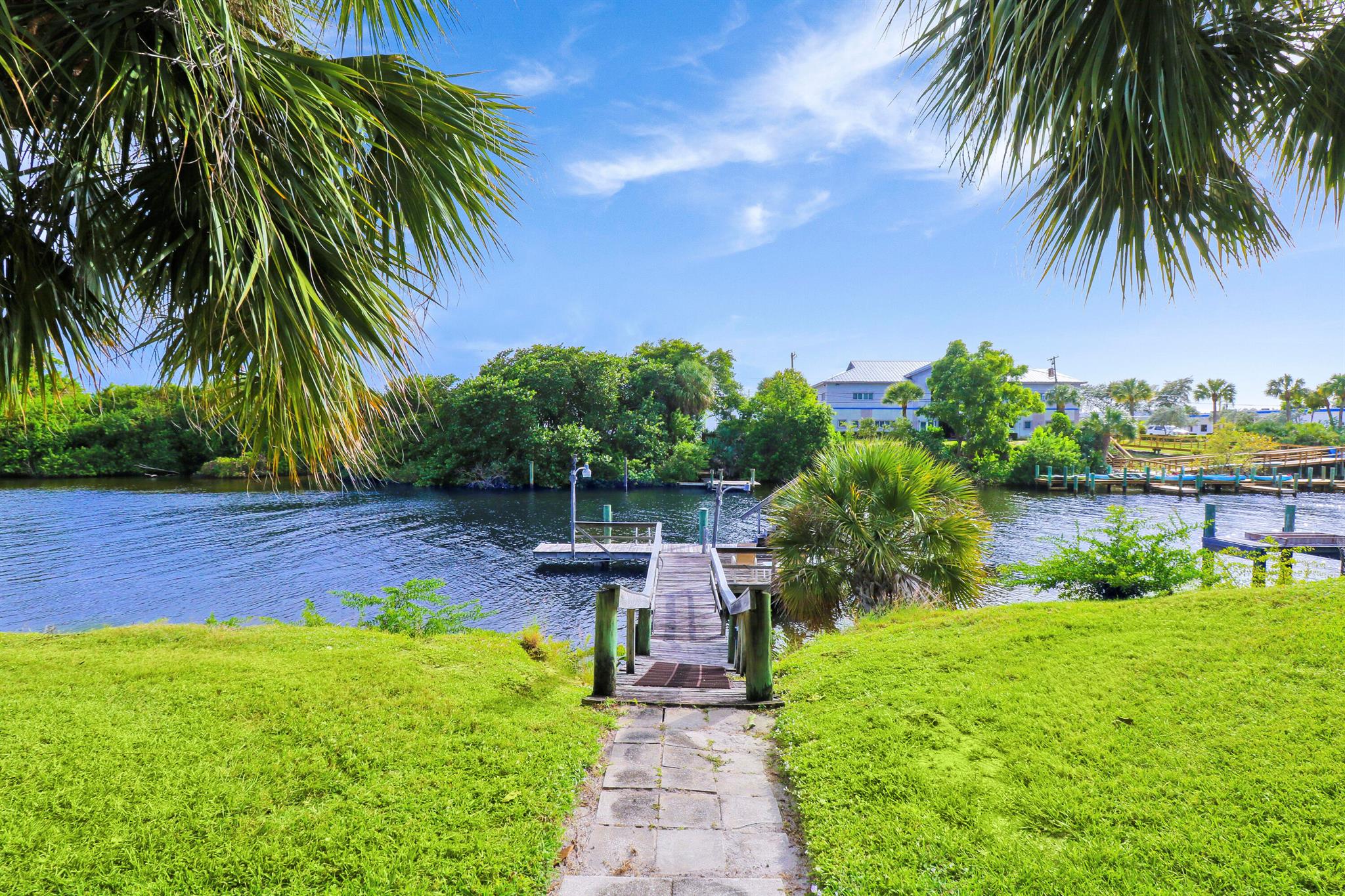 NORTH PALM BEACH VILLAGE - Residential