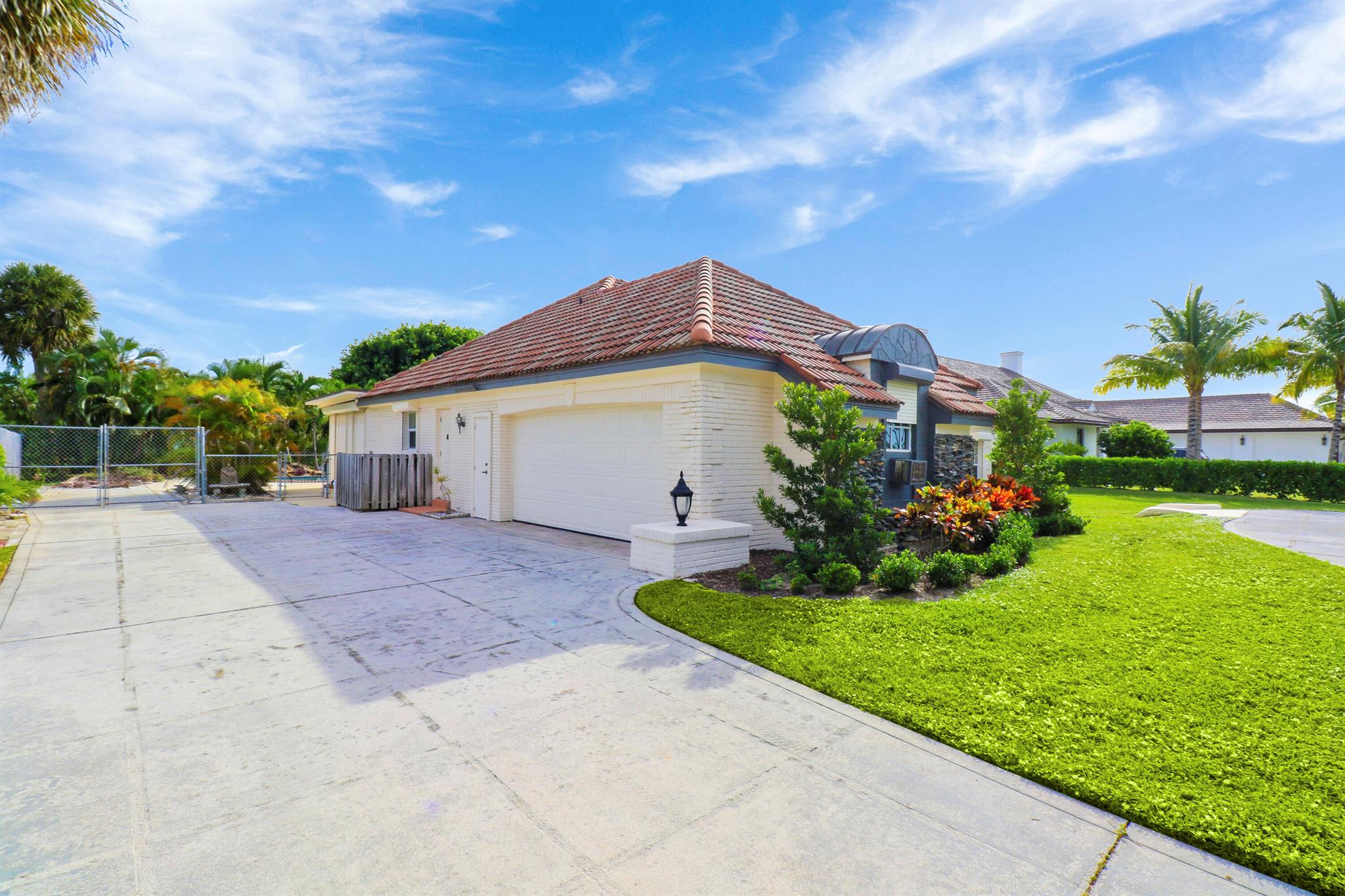 NORTH PALM BEACH VILLAGE - Residential