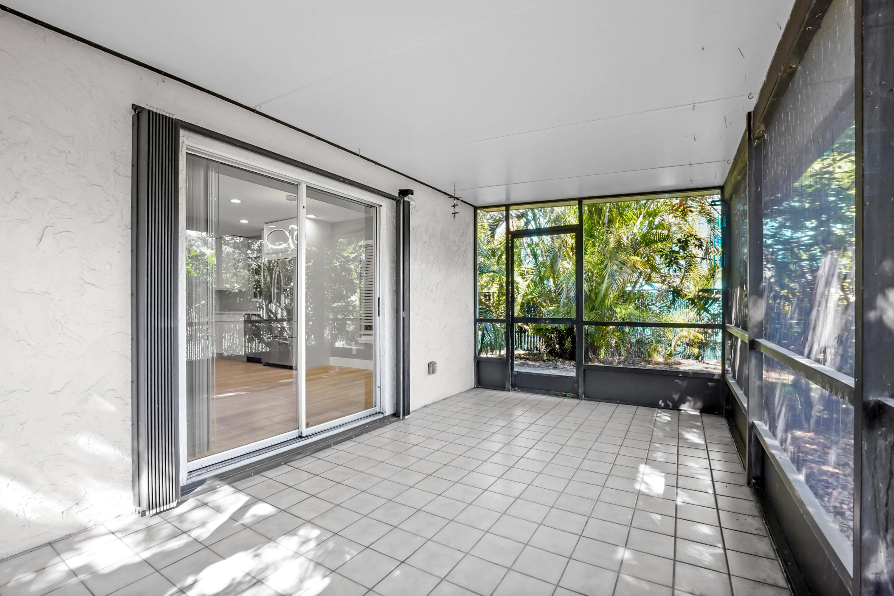 LOST VILLAS CONDO - Residential