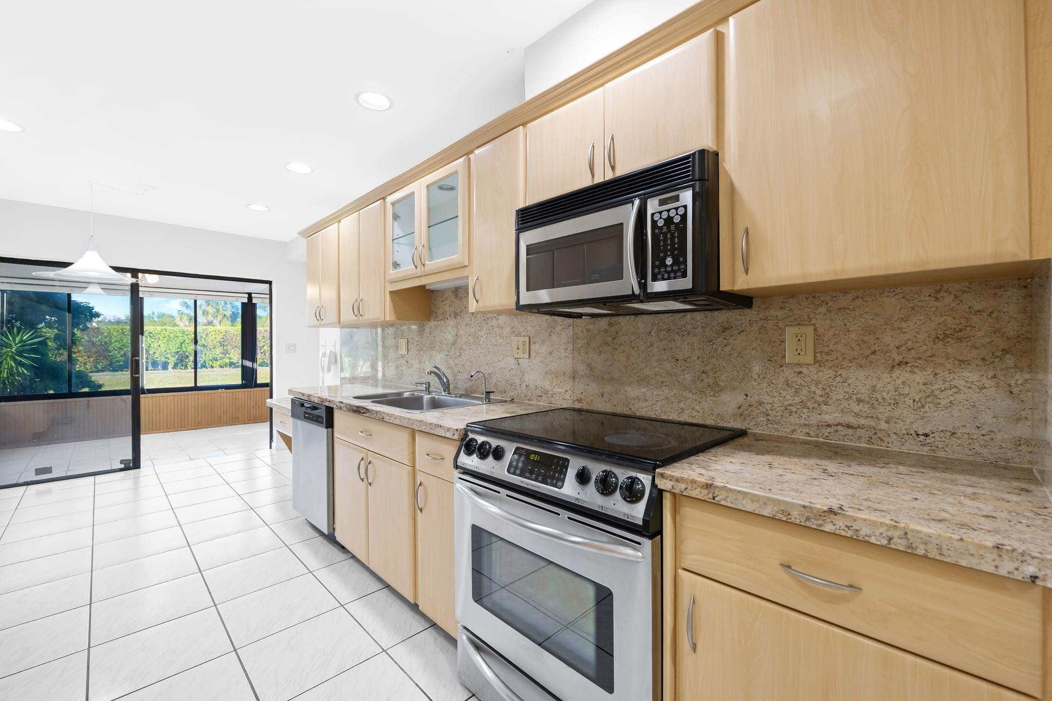 CAMINO WOODS II - Residential