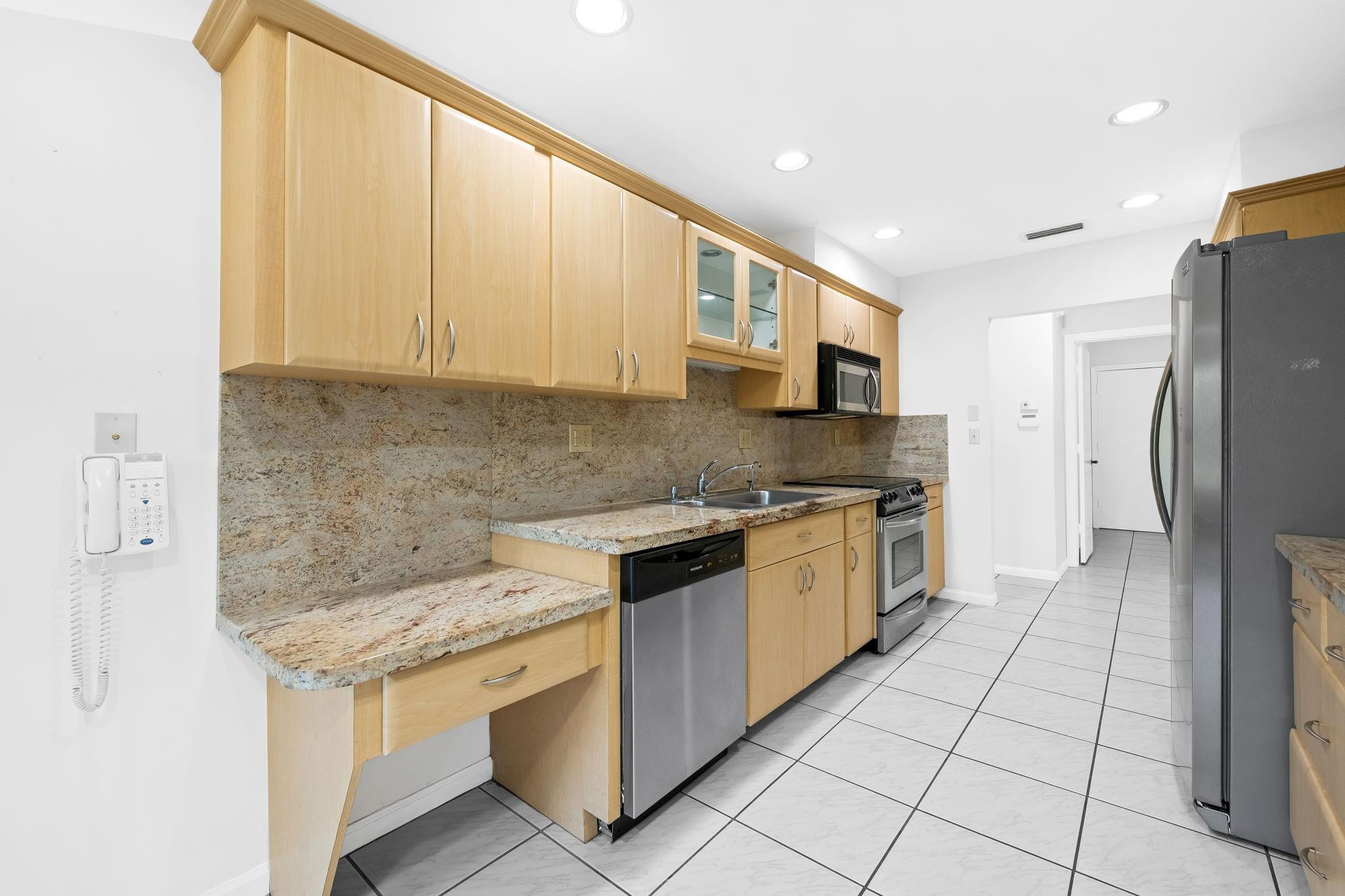 CAMINO WOODS II - Residential