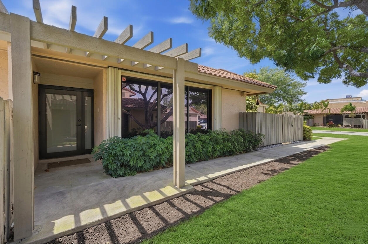 Golfwood Townhouses at Calif Club - Residential