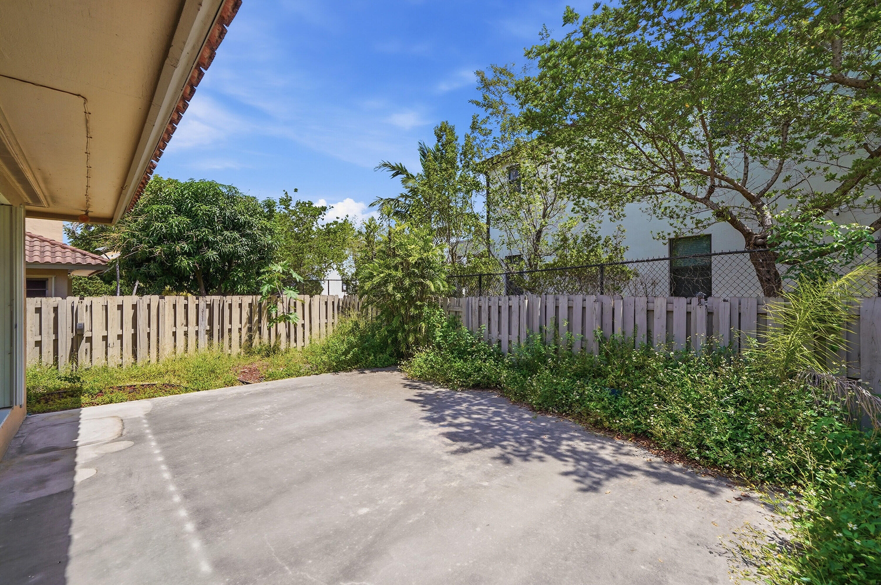 Golfwood Townhouses at Calif Club - Residential