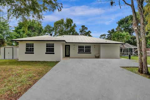 A home in Lake Worth