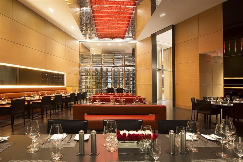 PORSCHE DESIGN TOWER - Residential