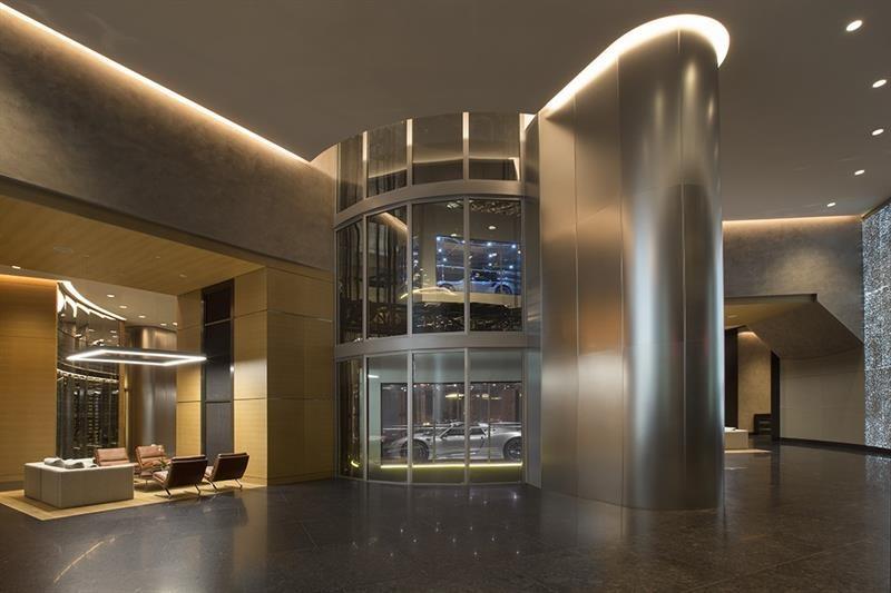 PORSCHE DESIGN TOWER - Residential